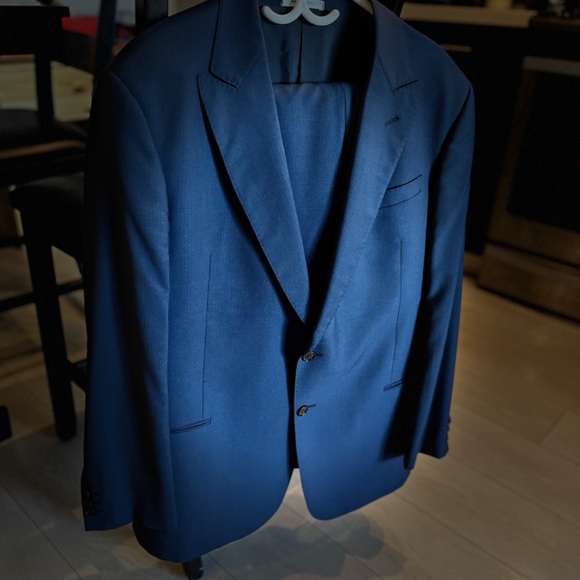 Armani Collezioni Giorgio 2 pc suit Navy Blue - Picture 7 of 7
